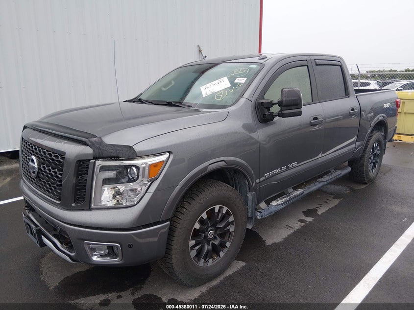 2018 Nissan Titan Pro-4X, Right Front, IAAI, VIN 1N6AA1E56JN530969 — photo 2