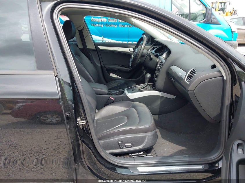 2010 AUDI A4 auction photo 5