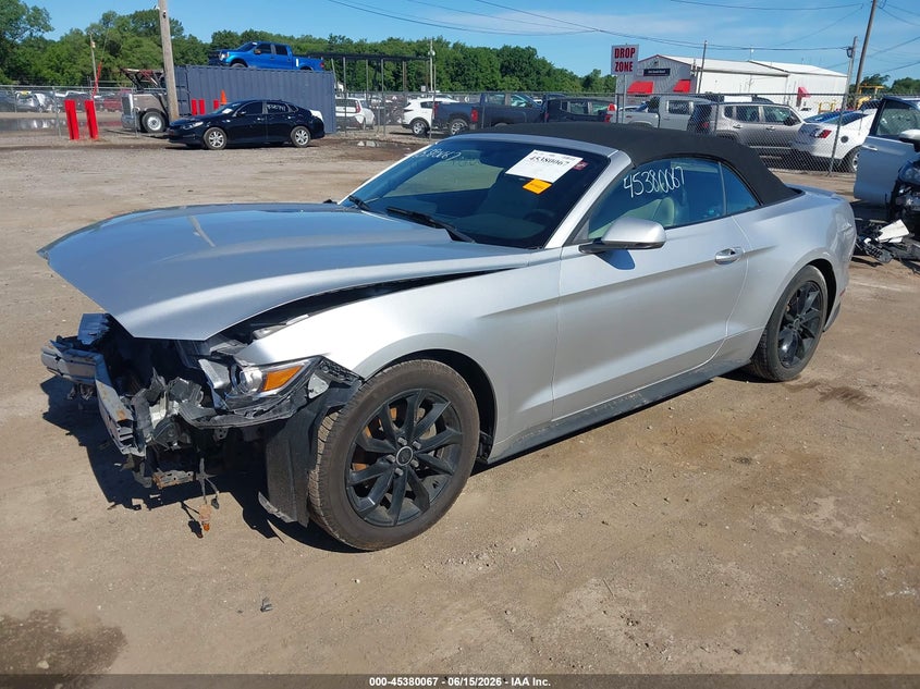 2016 FORD MUSTANG auction photo 2