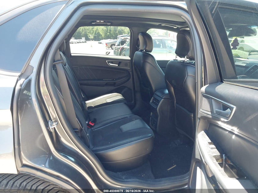 2019 FORD EDGE auction photo 8