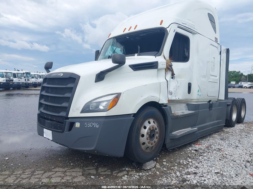 2022 FREIGHTLINER NEW CASCADIA 126 auction photo 2