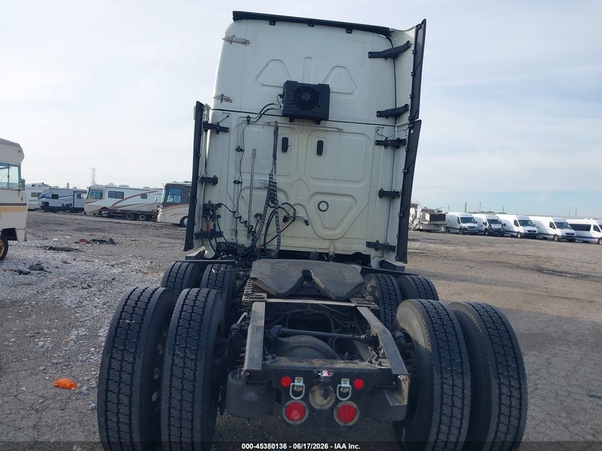 2022 FREIGHTLINER NEW CASCADIA 126 auction photo 8