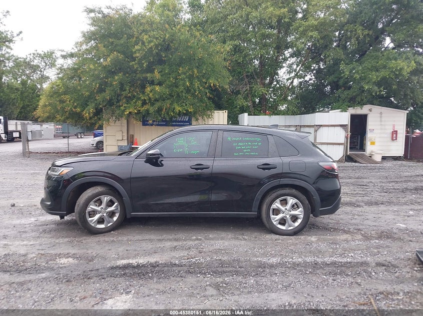 VIN 3CZRZ1H30RM746714 2024 HONDA HR-V 2WD LX
