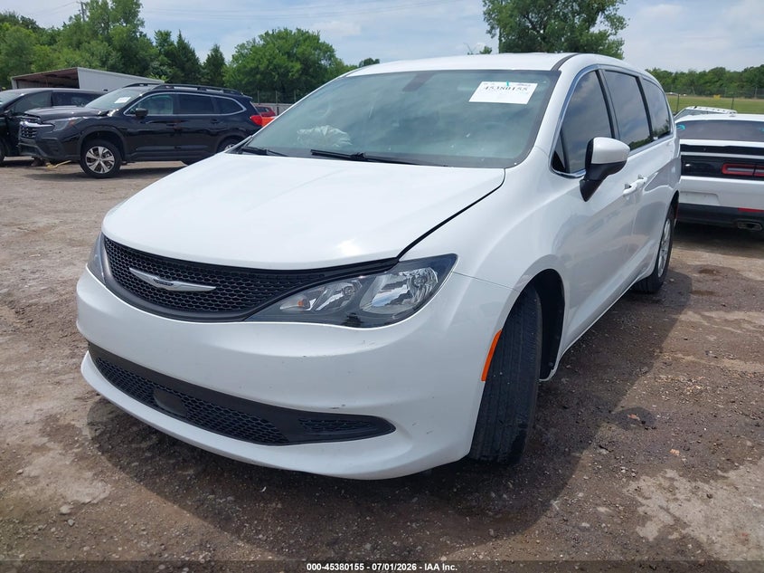 Vin: 2c4rc1cg5nr226500, lot: 45878150, chrysler voyager lx 20222