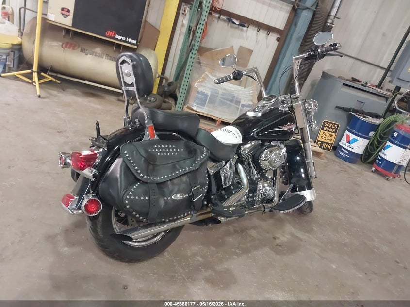 2008 HARLEY-DAVIDSON FLSTC auction photo 4
