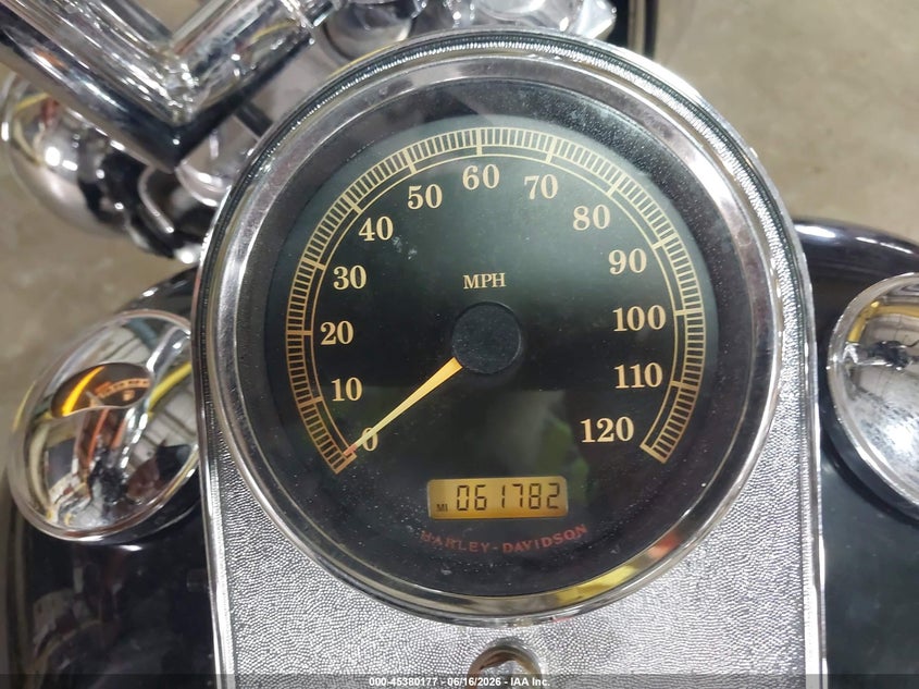 2008 HARLEY-DAVIDSON FLSTC auction photo 7