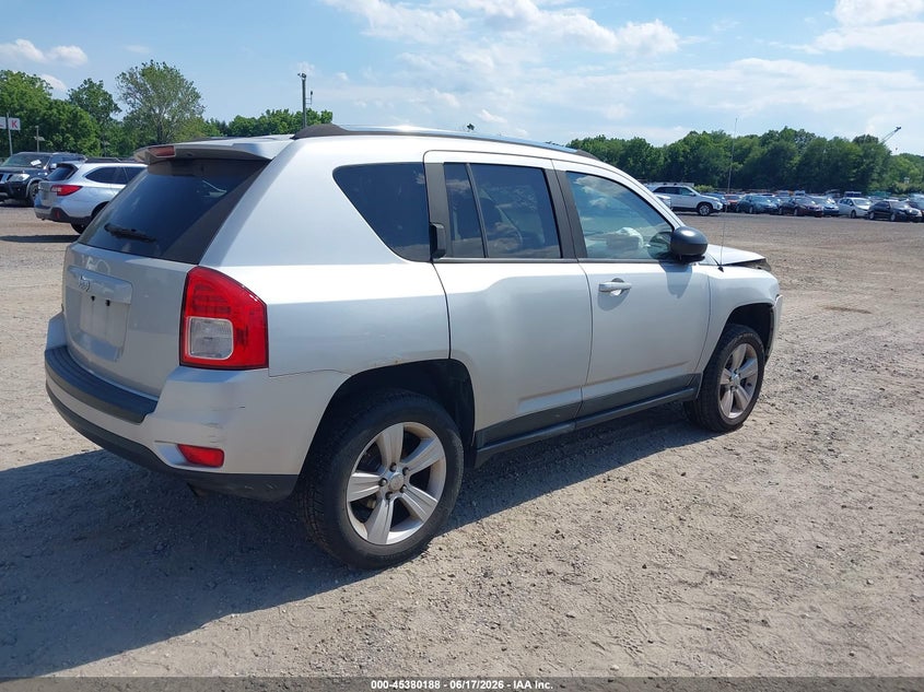Vin: 1j4nf1fb5bd193464, lot: 45878183, jeep compass 20114