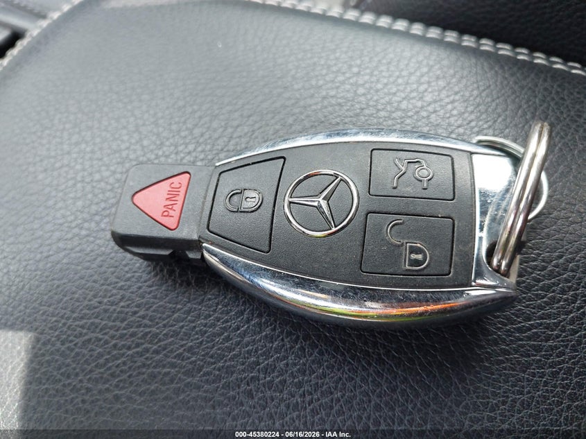 2018 MERCEDES-BENZ GLA 250 4MATIC — Photo 11