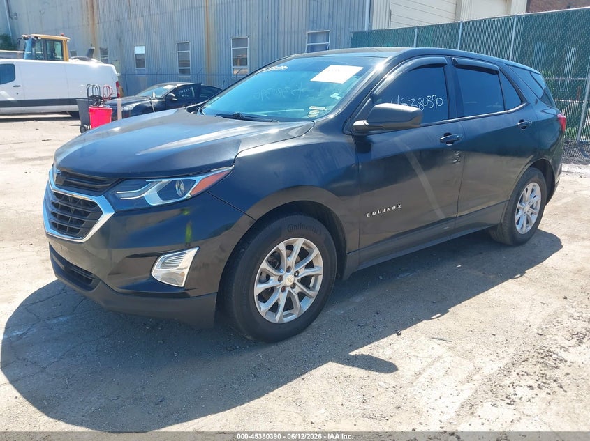 2019 CHEVROLET EQUINOX auction photo 2