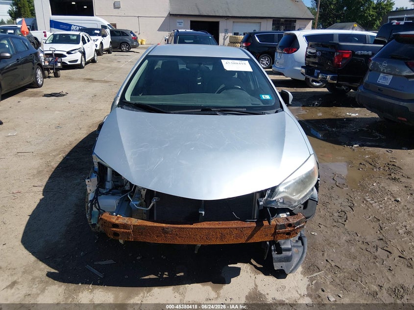 TOYOTA COROLLA - zdjęcie 13