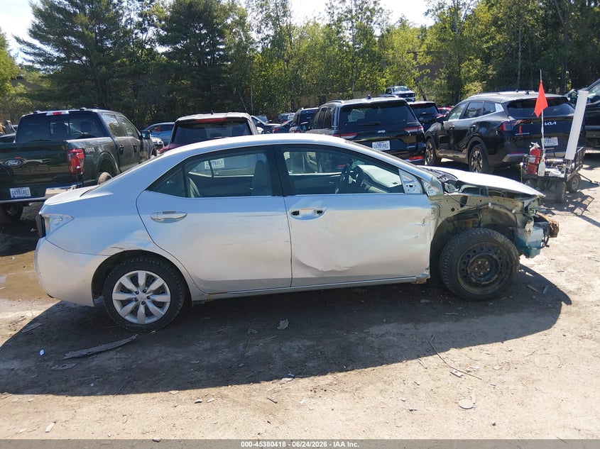TOYOTA COROLLA - zdjęcie 14