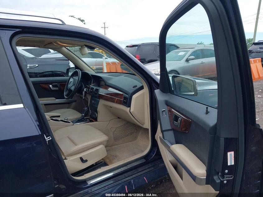 2010 MERCEDES-BENZ GLK 350 auction photo 5