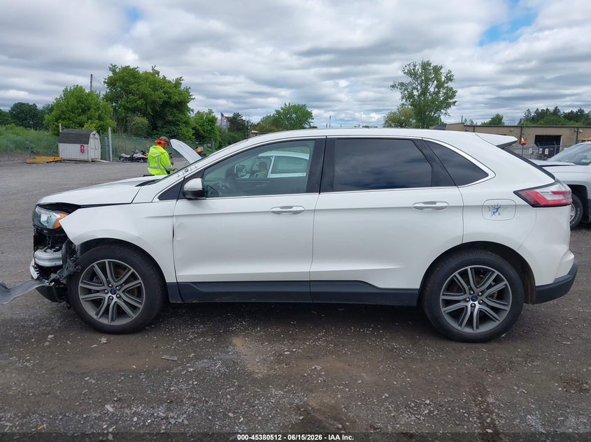 2020 FORD EDGE TITANIUM — Photo 14