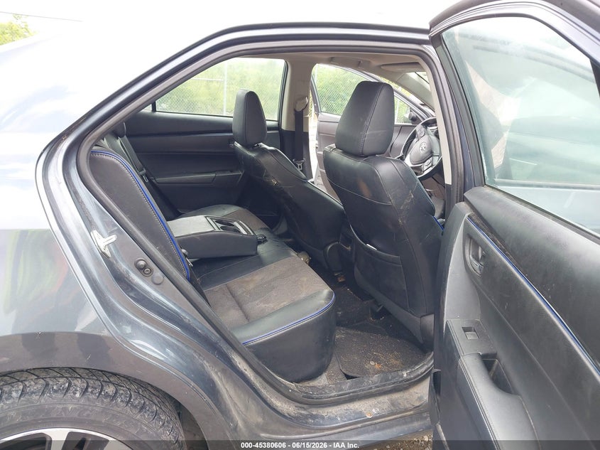 2018 TOYOTA COROLLA auction photo 8