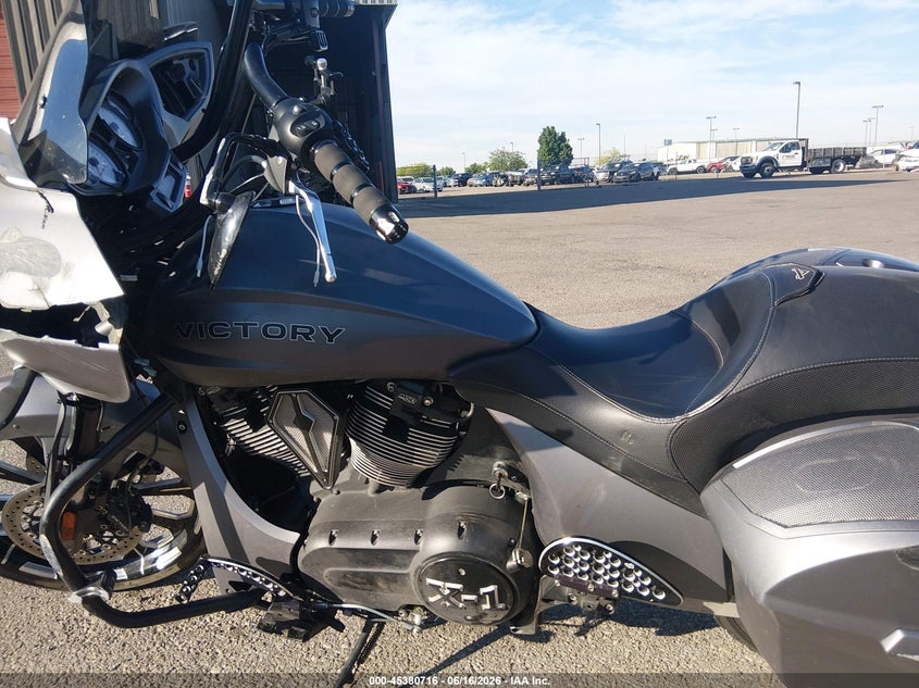 2016 Victory Motorcycles Magnum X-1 VIN: 5VPUW36N1G3052932 Lot: 45380716