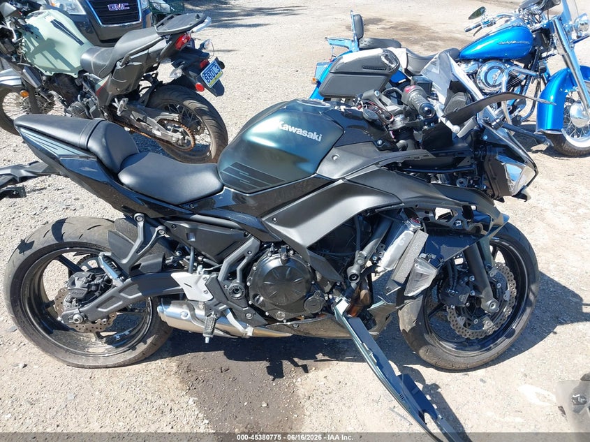 2025 Kawasaki Ex650 P VIN: ML5EXEP18SDAD7332 Lot: 45380775