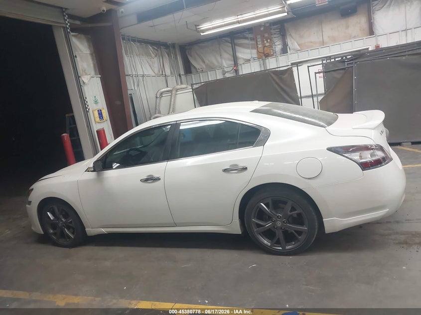 AtlanticExpress - Nissan Maxima
