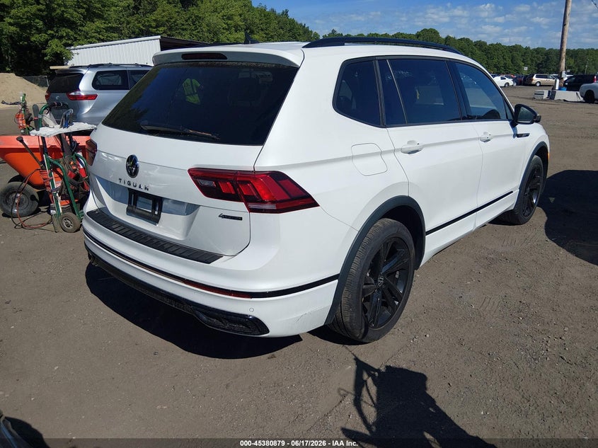 2023 VOLKSWAGEN TIGUAN auction photo 4