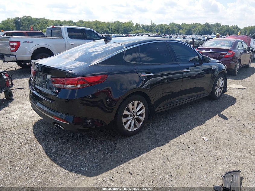 Vin: 5xxgt4l31jg236322, lot: 45878912, kia optima s 20184