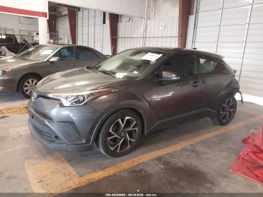 2019 TOYOTA C-HR auction photo 2