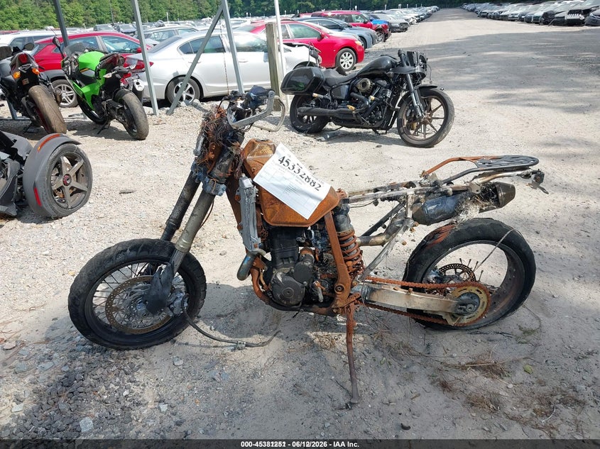 2022 Suzuki Dr-Z400 Sm VIN: JS1SK44A5N7101556 Lot: 45381251