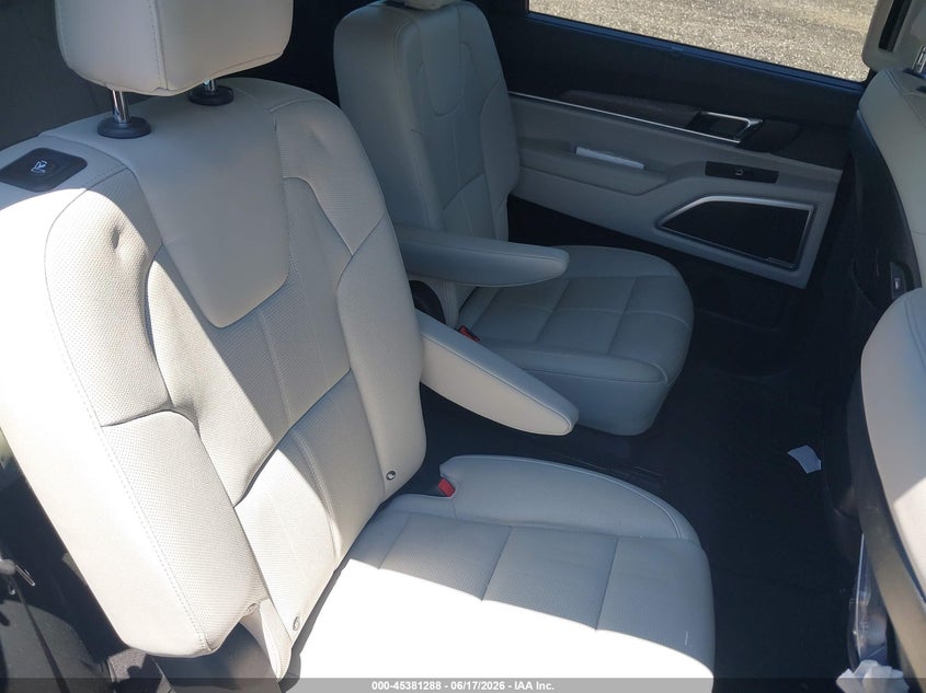 2021 KIA TELLURIDE auction photo 8