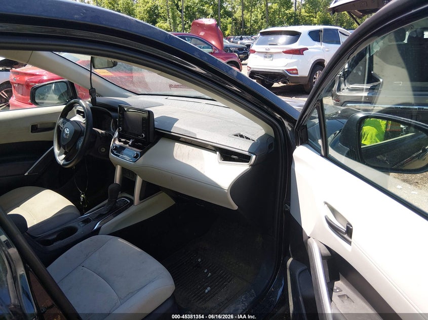 2022 TOYOTA COROLLA CROSS auction photo 5