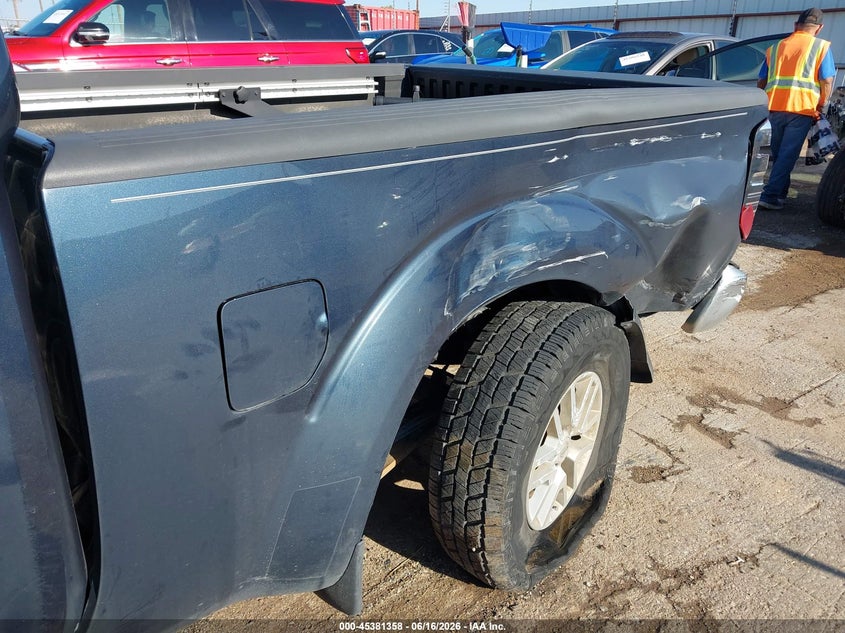 2018 NISSAN FRONTIER auction photo 6