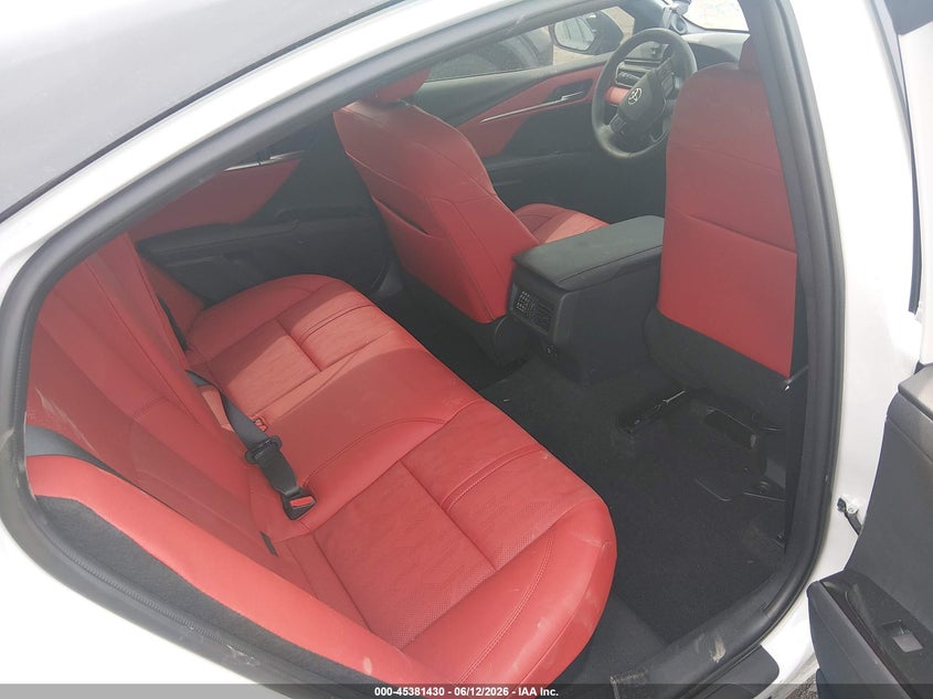 2026 TOYOTA CAMRY auction photo 8