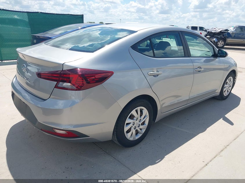 2020 HYUNDAI ELANTRA auction photo 4