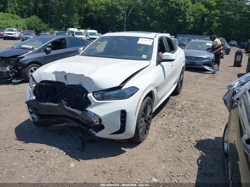 2024 BMW X6 auction photo 2