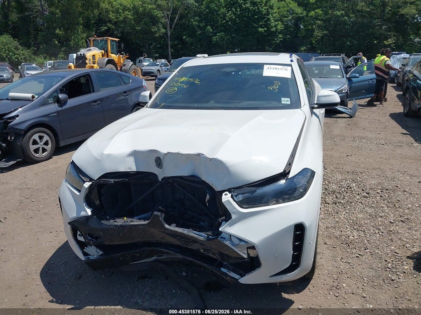 2024 BMW X6 auction photo 6