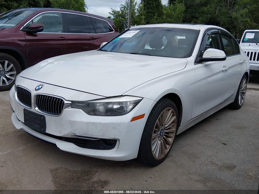 2013 BMW 328I auction photo 2