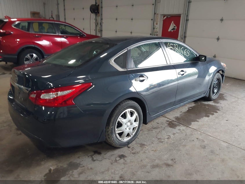 2017 NISSAN ALTIMA auction photo 4
