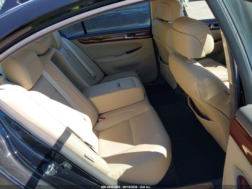 2012 Hyundai Genesis 3.8 VIN: KMHGC4DD6CU198571 Lot: 45381686