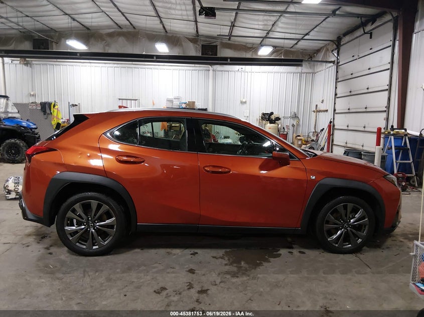 LEXUS UX 200 - zdjęcie 13