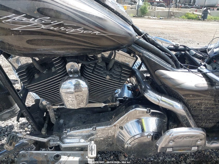 2002 Harley-Davidson Flhpi VIN: 1HD1FHW102Y654095 Lot: 45381803