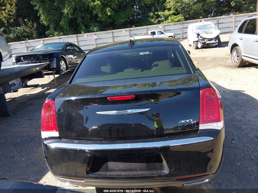 2015 Chrysler 300C VIN: 2C3CCAEG5FH792218 Lot: 45381919