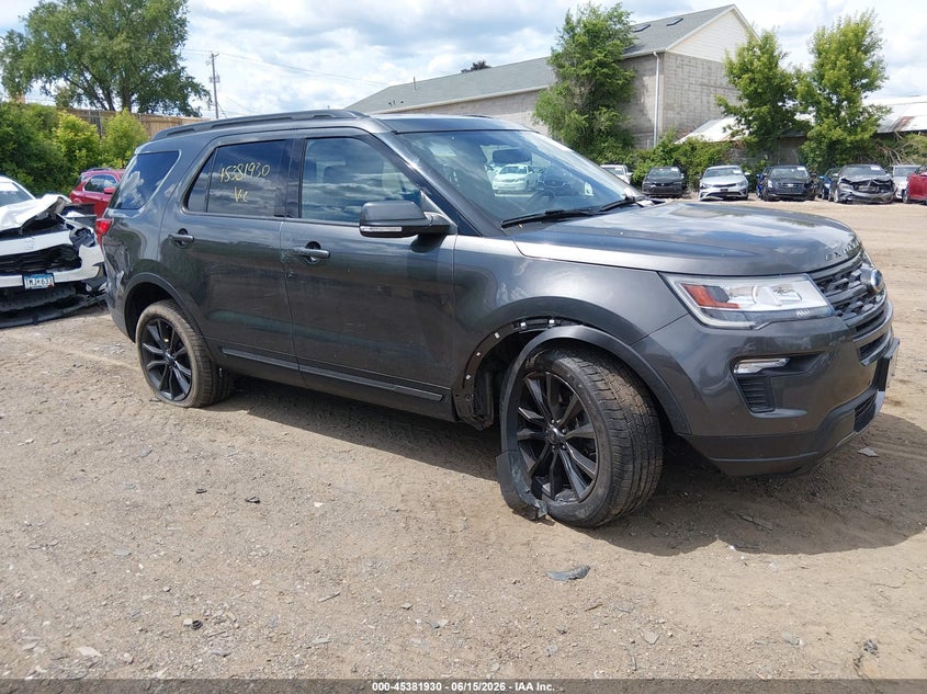 Vin: 1fm5k8d82kgb53659, lot: 45879924, ford explorer xlt 2019 img_1