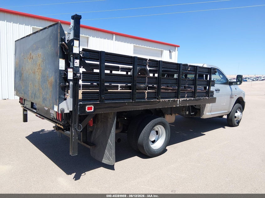 2018 RAM 3500 CHASSIS auction photo 4