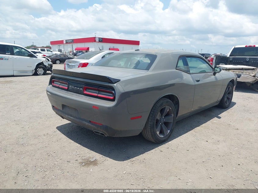 Vin: 2c3cdzag0jh242502, lot: 45879980, dodge challenger sxt 20184