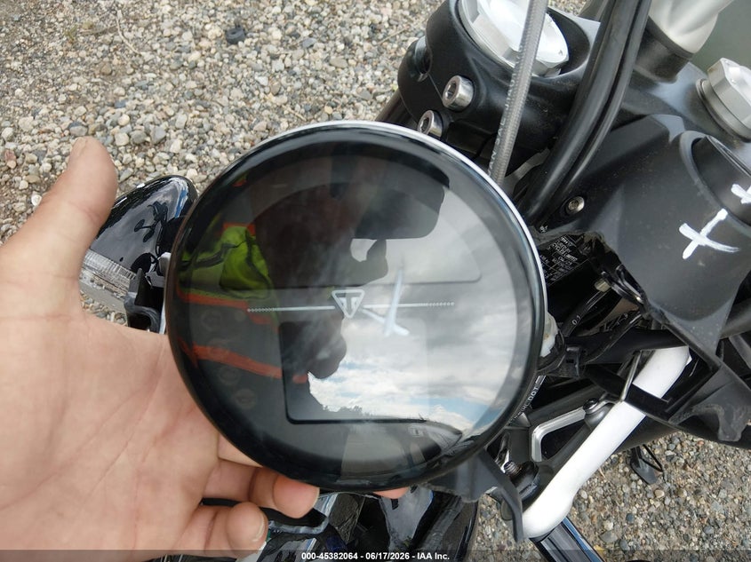 2026 TRIUMPH MOTORCYCLE SCRAMBLER auction photo 7