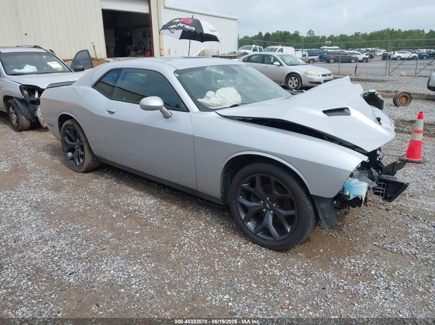 Vin: 2c3cdzag0lh243121, lot: 45880065, dodge challenger sxt 20201