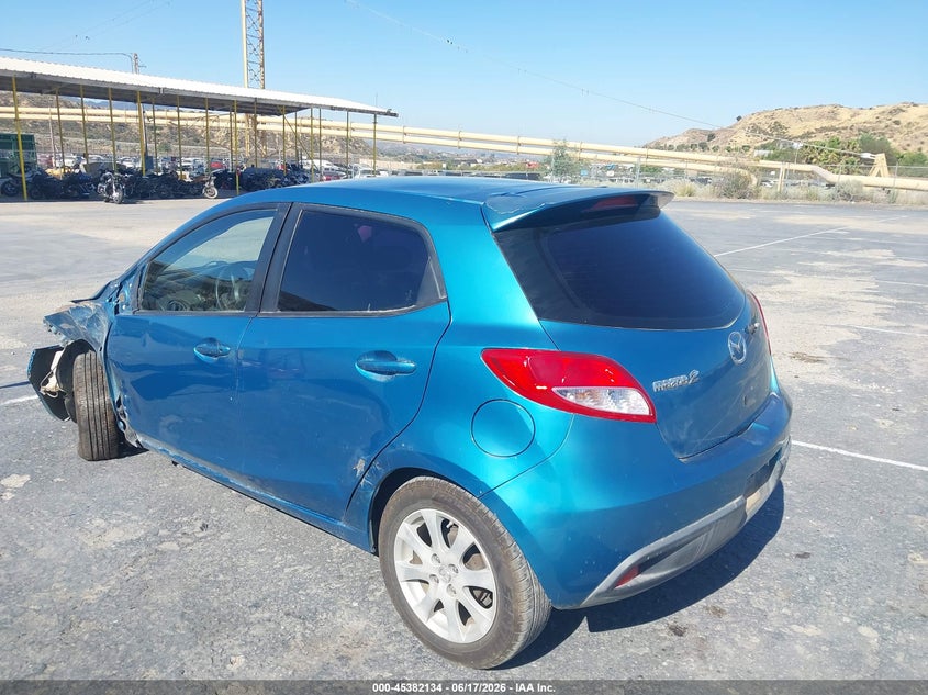 Vin: jm1de1hy0b0131239, lot: 45880129, mazda mazda2 touring 20113