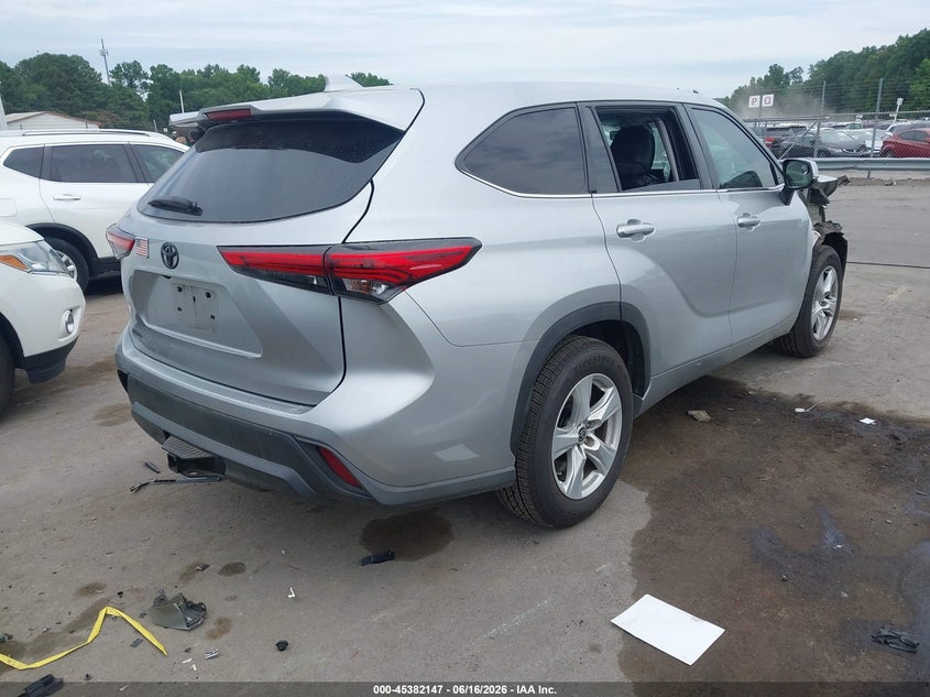 2021 TOYOTA HIGHLANDER auction photo 4