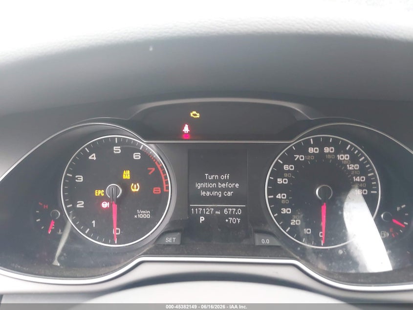 2013 AUDI A4 auction photo 7