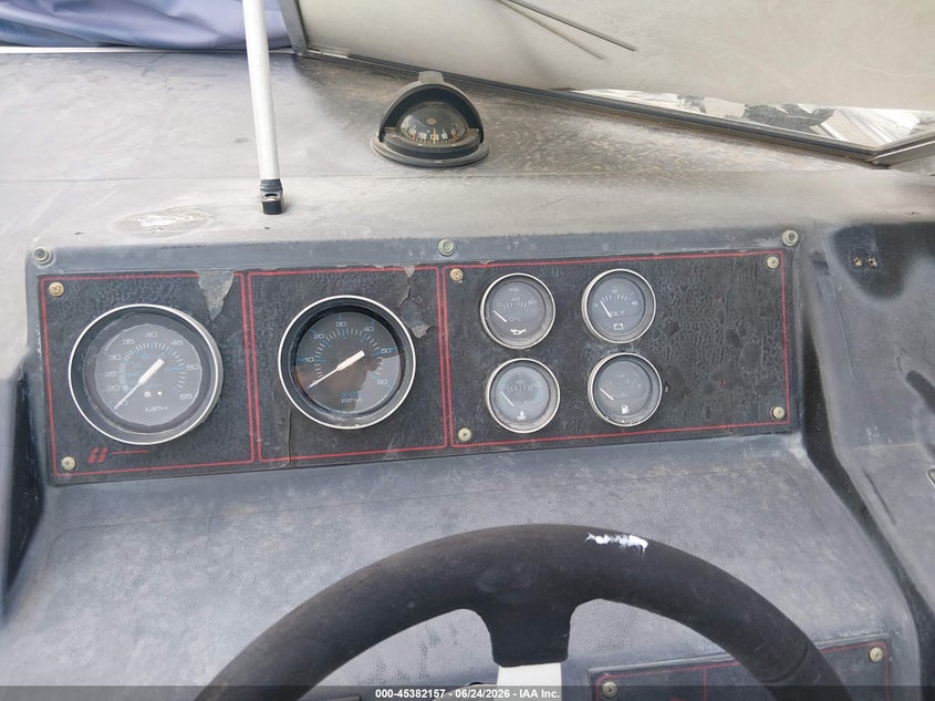 1985 BAYLINER 27' auction photo 7