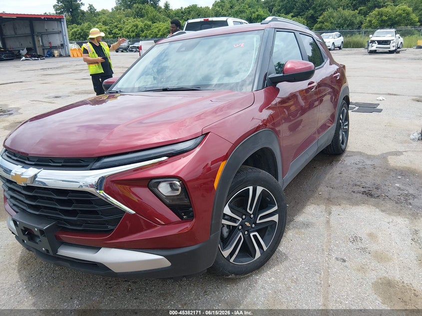 2024 CHEVROLET TRAILBLAZER auction photo 2