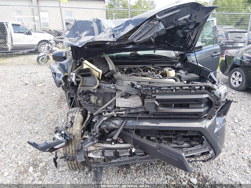 2025 TOYOTA TACOMA auction photo 6