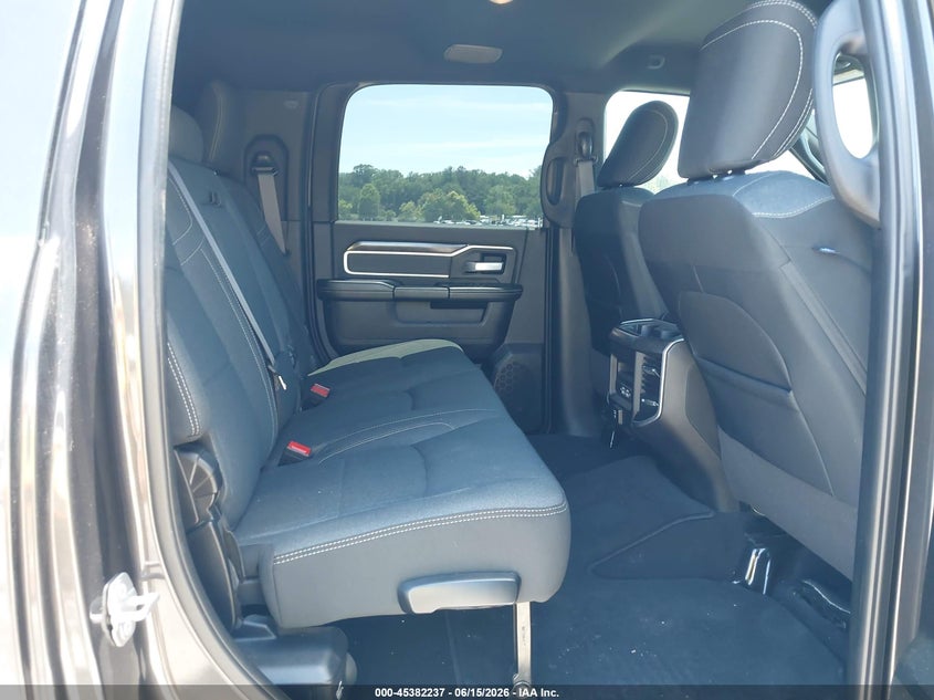 2021 Ram 2500 Big Horn 4X4 6'4' Box VIN: 3C6UR5ML4MG631013 Lot: 45382237